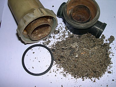 clean your pest control sprayer filter